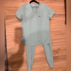 Figs light blue medical scrub set